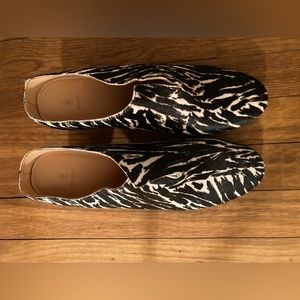 Bill Blass zebra print calf hair mule NWOB​